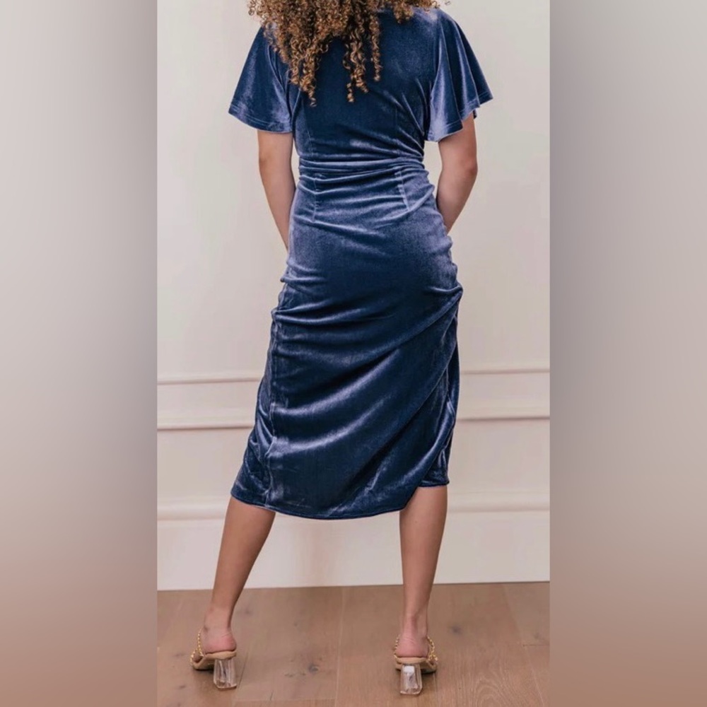 Jessakae XL NEW blue velvet dress